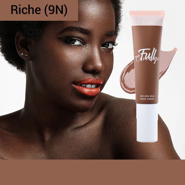 ChicGlow™ FlawlessBlend Fond de teint pleine couvrance